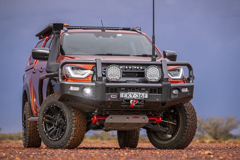 Isuzu-D-Max_bull-bar_led-lighting_under-vehicle-protection_snorkel_side-protection